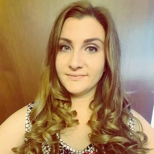 Meet your Posher, Hope